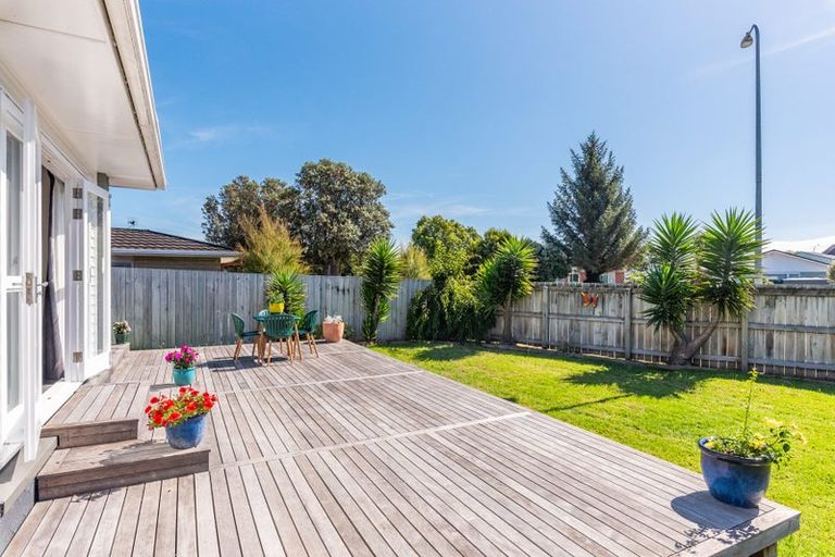 Photo of property in 16 Anthony Grove, Paraparaumu Beach, Paraparaumu, 5032