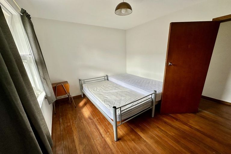 Photo of property in 33 Arthur Street, Upper Riccarton, Christchurch, 8041