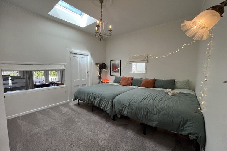 Photo of property in 49 Aurora Terrace, Kelburn, Wellington, 6012