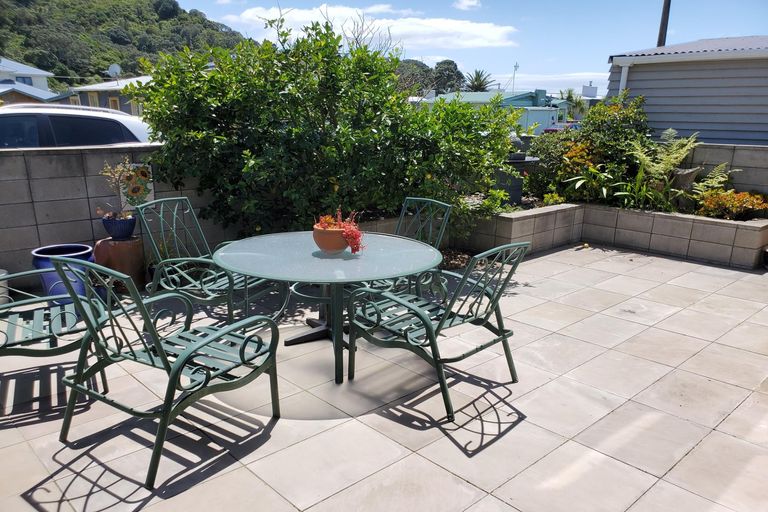 Photo of property in 17 Pacific Road, Waihi Beach, 3611