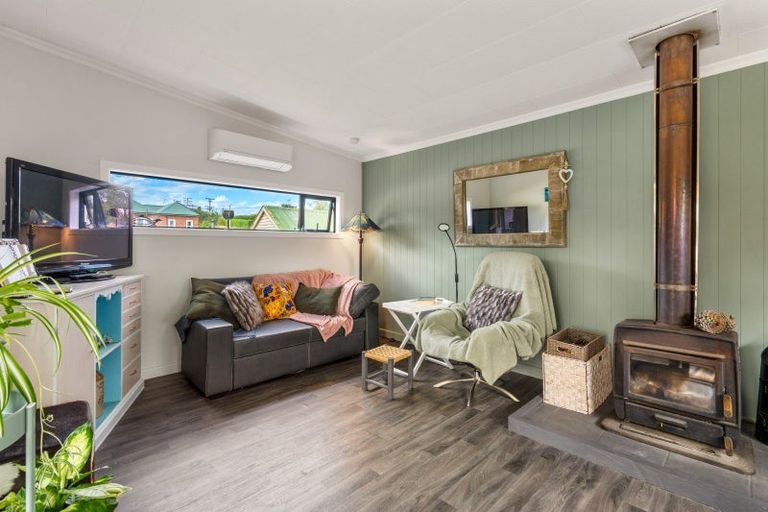 Photo of property in 13 Harrington Street, Lawrence, 9532