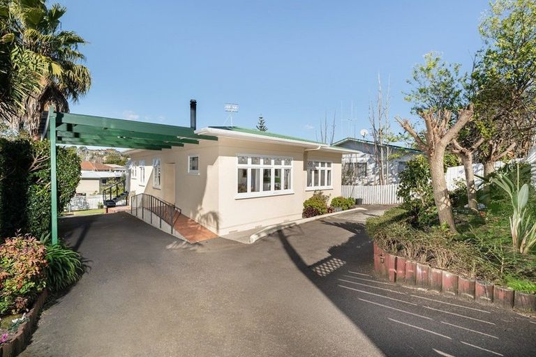 Photo of property in 25 Windsor Road, Bellevue, Tauranga, 3110