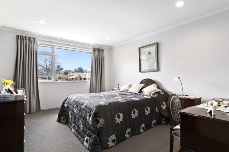 Photo of property in 1 Sherborne Close, Bethlehem, Tauranga, 3110