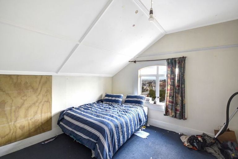 Photo of property in Elm Lodge Backpackers, 74 Elm Row, Dunedin Central, Dunedin, 9016