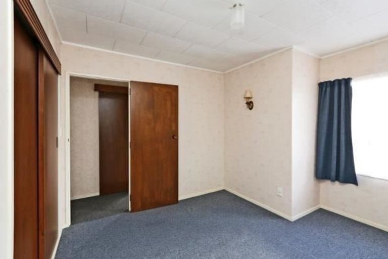 Photo of property in 7/501 Eastbourne Street East, Hastings, 4122