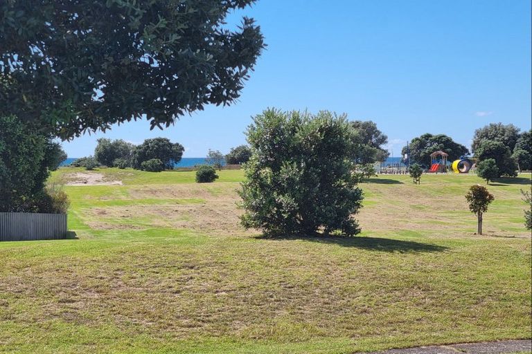 Photo of property in 106 Karaka Place, Matarangi, Whitianga, 3592