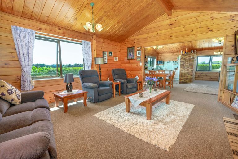 Photo of property in 1398 Glenbrook Waiuku Road, Glenbrook, Waiuku, 2681