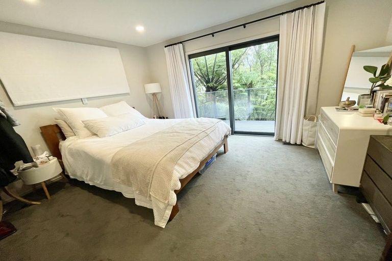 Photo of property in 149 Kelburn Parade, Kelburn, Wellington, 6012