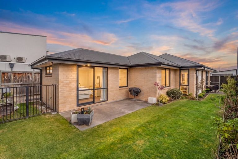 Photo of property in 13 Cleland Crescent, Kaiapoi, 7630