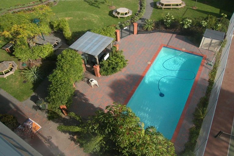 Photo of property in 6e/17 Crown Lynn Place, New Lynn, Auckland, 0600