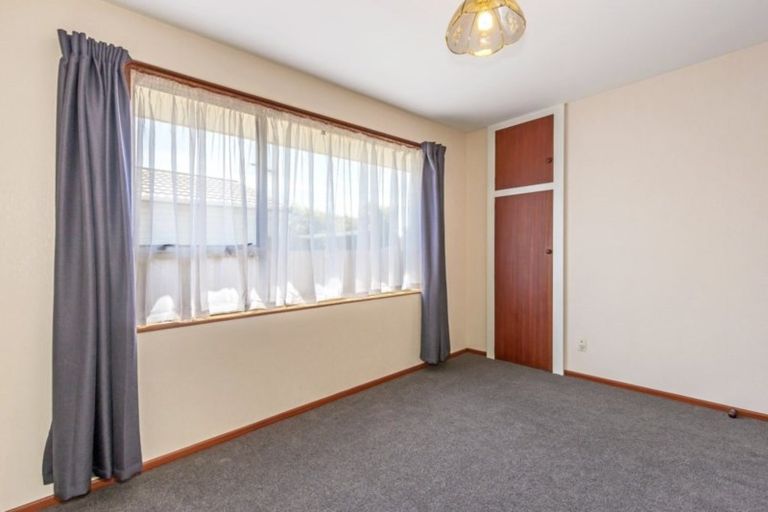 Photo of property in 1/66 Estuary Road, New Brighton, Christchurch, 8061