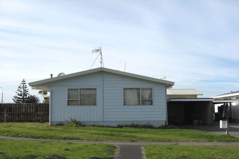 Photo of property in 4a Tainui Street, Castlecliff, Whanganui, 4501