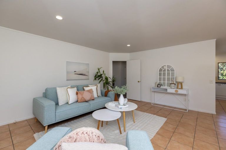 Photo of property in 76 Hinemoa Street, Paraparaumu, 5032