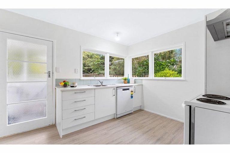 Photo of property in 2/53 Richards Avenue, Forrest Hill, Auckland, 0620
