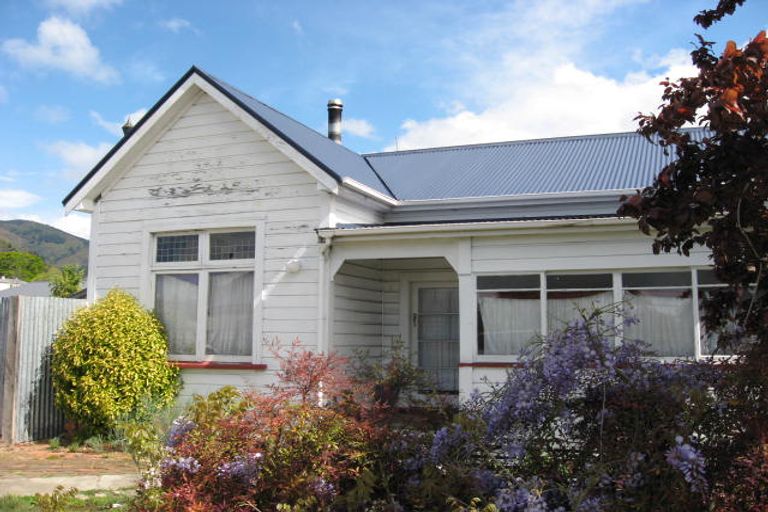 Photo of property in 14 Motueka Street, Nelson South, Nelson, 7010