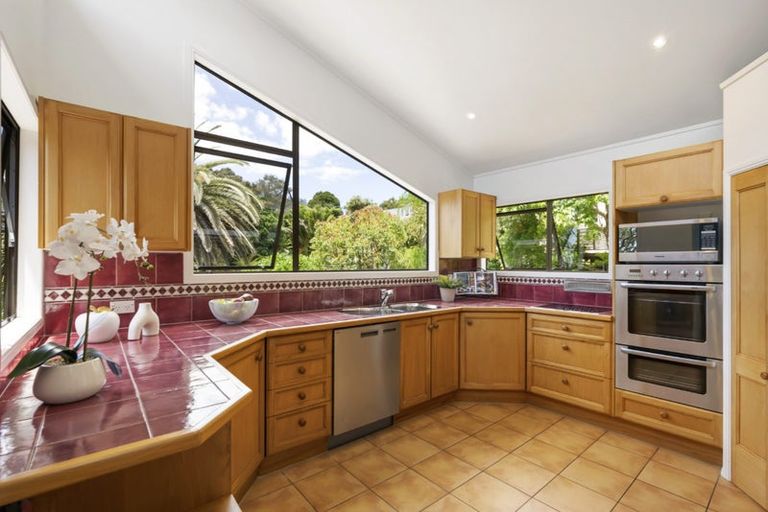 Photo of property in 97a Hinemoa Street, Birkenhead, Auckland, 0626