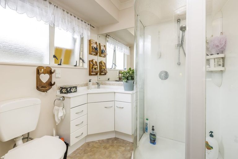 Photo of property in 81 Waimahia Avenue, Weymouth, Auckland, 2103