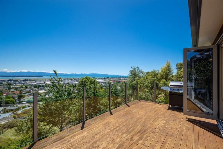 Photo of property in 51 Coster Street, Enner Glynn, Nelson, 7011