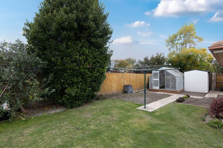 Photo of property in 26 Parkinson Place, Woodend, 7610