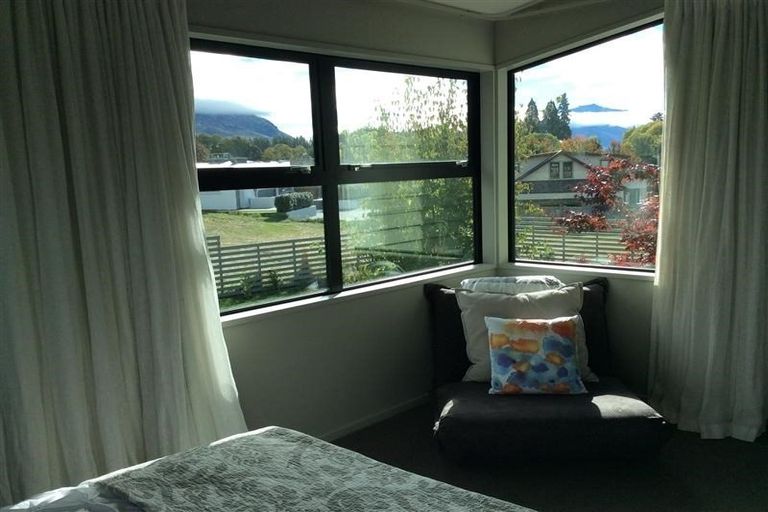 Photo of property in 22 Kelliher Drive, Wanaka, 9305
