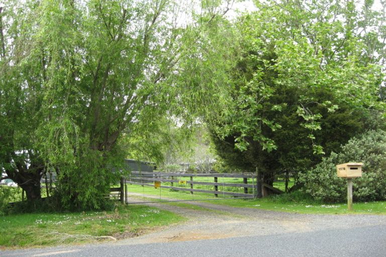 Photo of property in 157 Foster Road, Kumeu, 0891