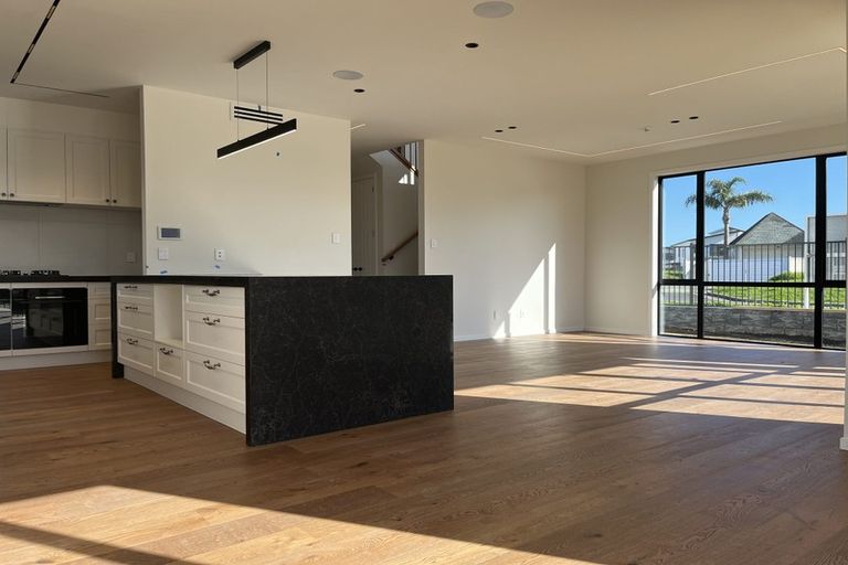 Photo of property in 1 Turbine Way, Hobsonville, Auckland, 0616