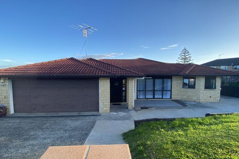 Photo of property in 40 Saralee Drive, Manurewa, Auckland, 2105