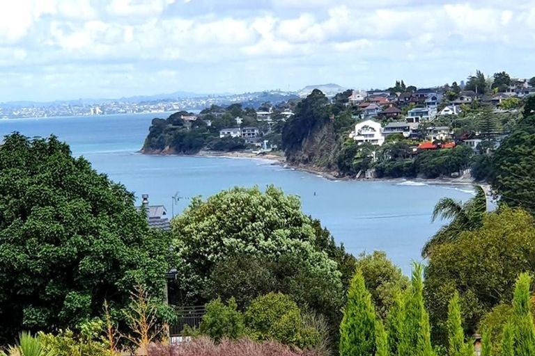 Photo of property in 1/38 Gulf View Road, Murrays Bay, Auckland, 0630