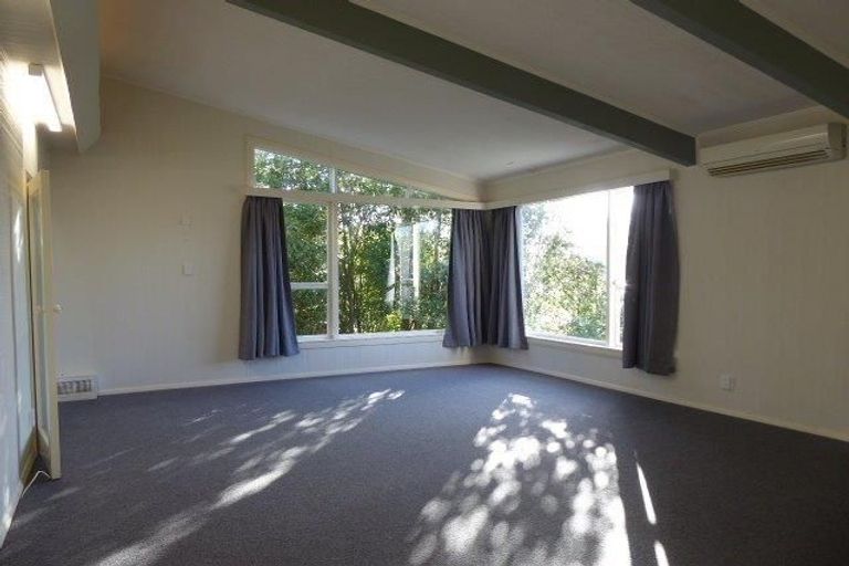 Photo of property in 3 Prospect Terrace, Johnsonville, Wellington, 6037