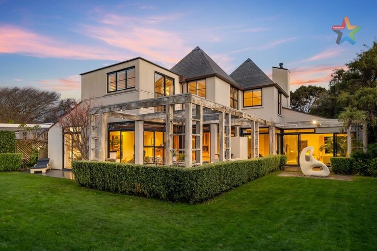 Photo of property in 87a Waterloo Road, Hutt Central, Lower Hutt, 5010