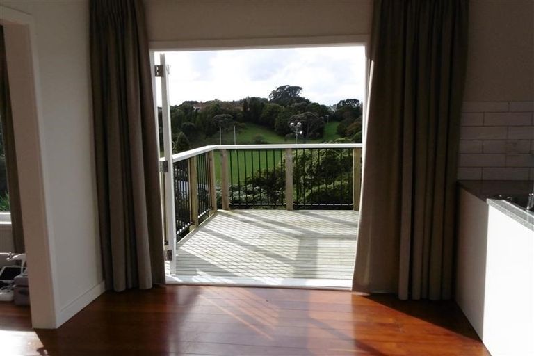 Photo of property in 211 Carrington Street, Vogeltown, New Plymouth, 4310