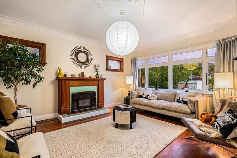 Photo of property in 31 Ocean Road, Paekakariki, 5034