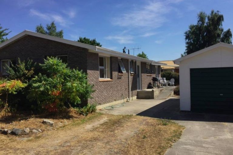 Photo of property in 2 Park Lane, Omarama, 9412