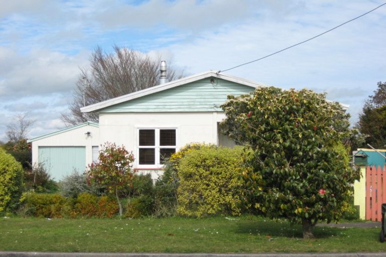 Photo of property in 23 Rosalind Street, Stratford, 4332