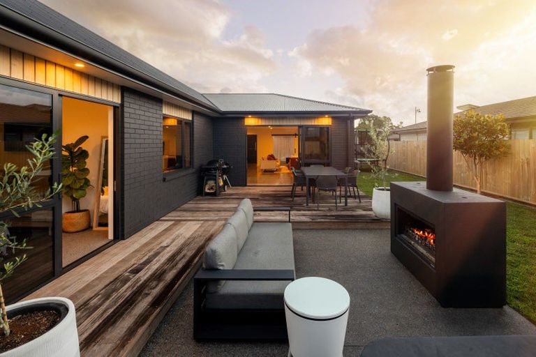 Photo of property in 11 Ruru Street, Cambridge, 3434