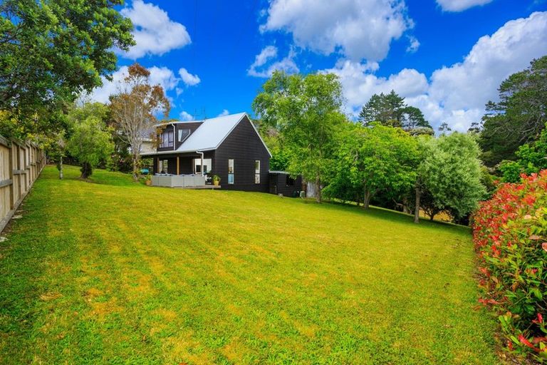 Photo of property in 19 Bernard Magnus Lane, Greenhithe, Auckland, 0632