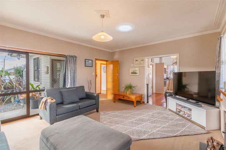 Photo of property in 34 White Street, Taradale, Napier, 4112