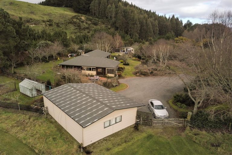 Photo of property in 529 Whangamata Road, Kinloch, Taupo, 3377