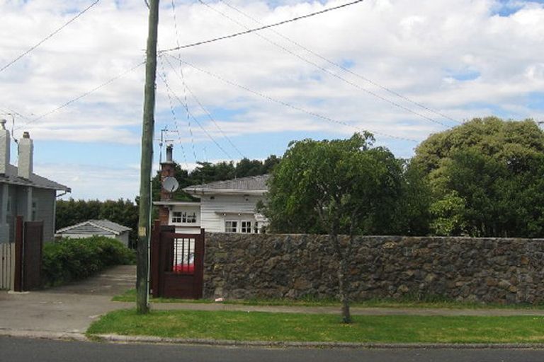 Photo of property in 89 Grey Street, Onehunga, Auckland, 1061