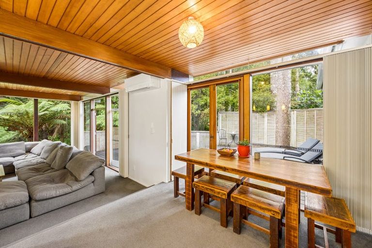 Photo of property in 7 Waima Crescent, Titirangi, Auckland, 0604