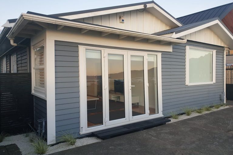 Photo of property in 237 The Esplanade, Petone, Lower Hutt, 5012