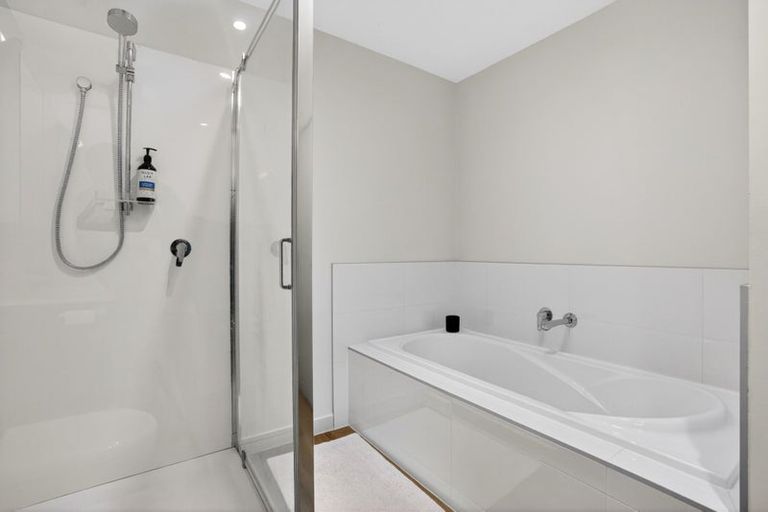 Photo of property in 28 Walter Merton Road, Hobsonville, Auckland, 0616