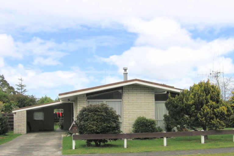 Photo of property in 3 Tania Place, Mount Maunganui, 3116