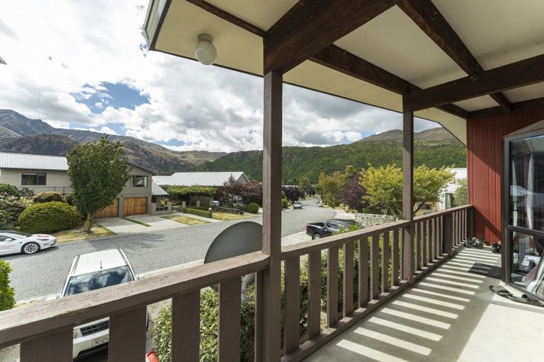 Photo of property in 18b Bracken Street, Arrowtown, 9302