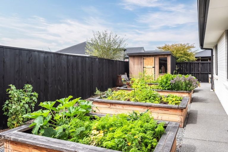 Photo of property in 3 Springbrook Close, Rangiora, 7400