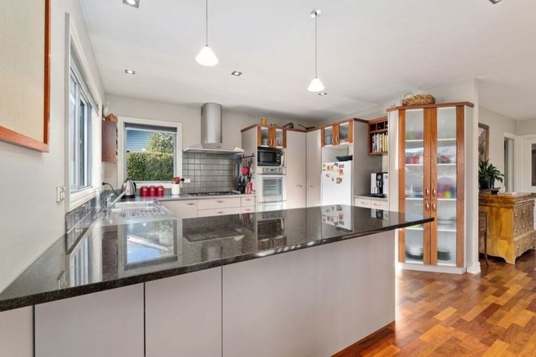 Photo of property in 10 Tyndall Street, Wanaka, 9305