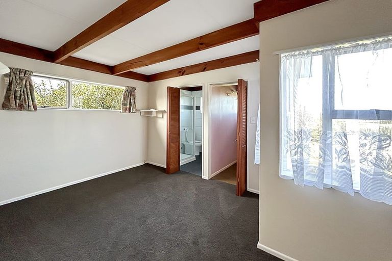 Photo of property in 1 Lancaster Street, Levin, 5510