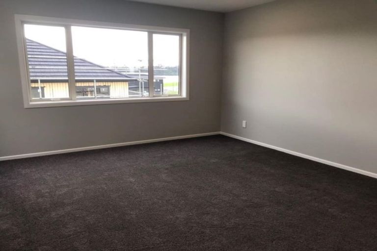 Photo of property in 12 Kota Lane, Hobsonville, Auckland, 0616