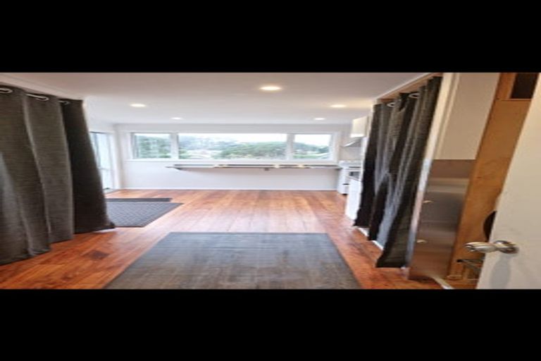 Photo of property in 28 Elliott Street, Johnsonville, Wellington, 6037