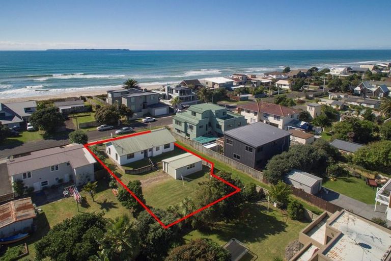 Photo of property in 18 Motiti Road, Papamoa Beach, Papamoa, 3118